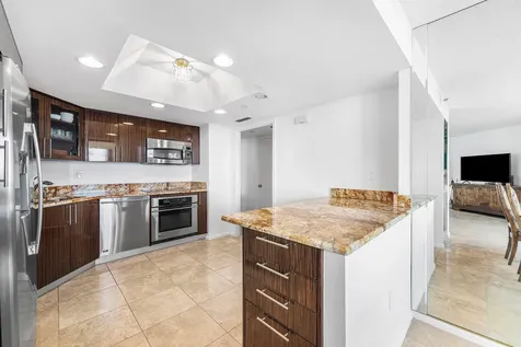 5070 N Ocean Drive Singer Island FL 33404