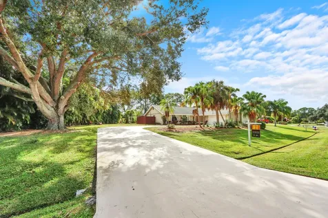 3060 Se Darien Road Port Saint Lucie FL 34952