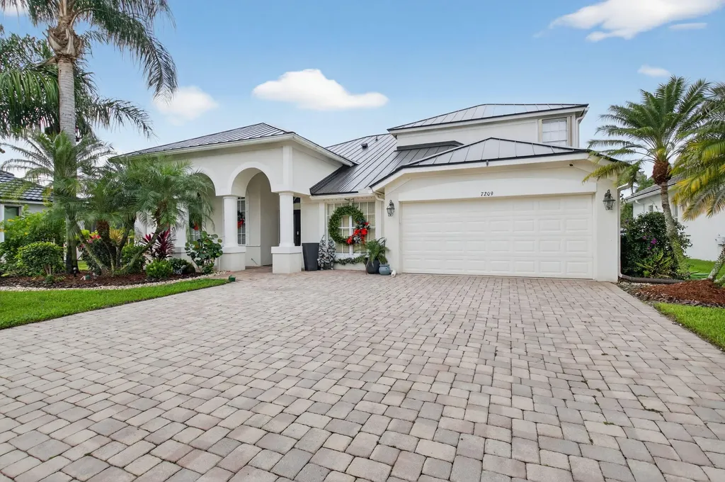 7209 Serrano Terrace Delray Beach FL 33446