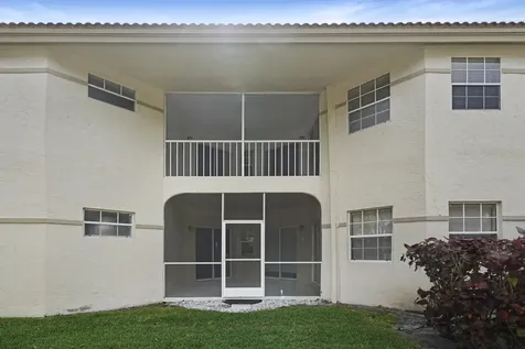 6513 Via Regina Boca Raton FL 33433