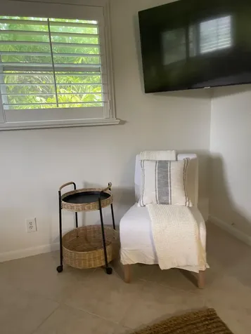 1202 Palm Trail Delray Beach FL 33483