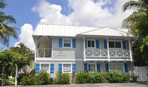 1202 Palm Trail Delray Beach FL 33483