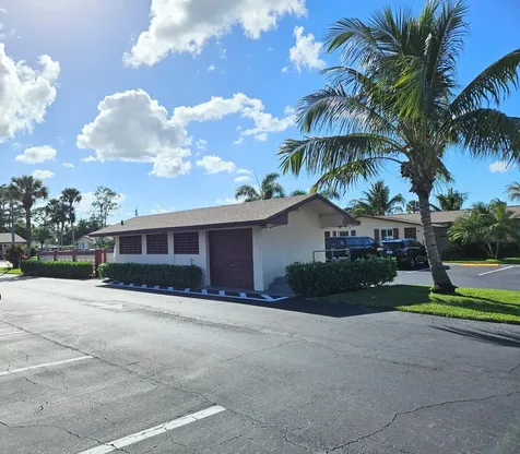 2950 Crosley Drive West Palm Beach FL 33415