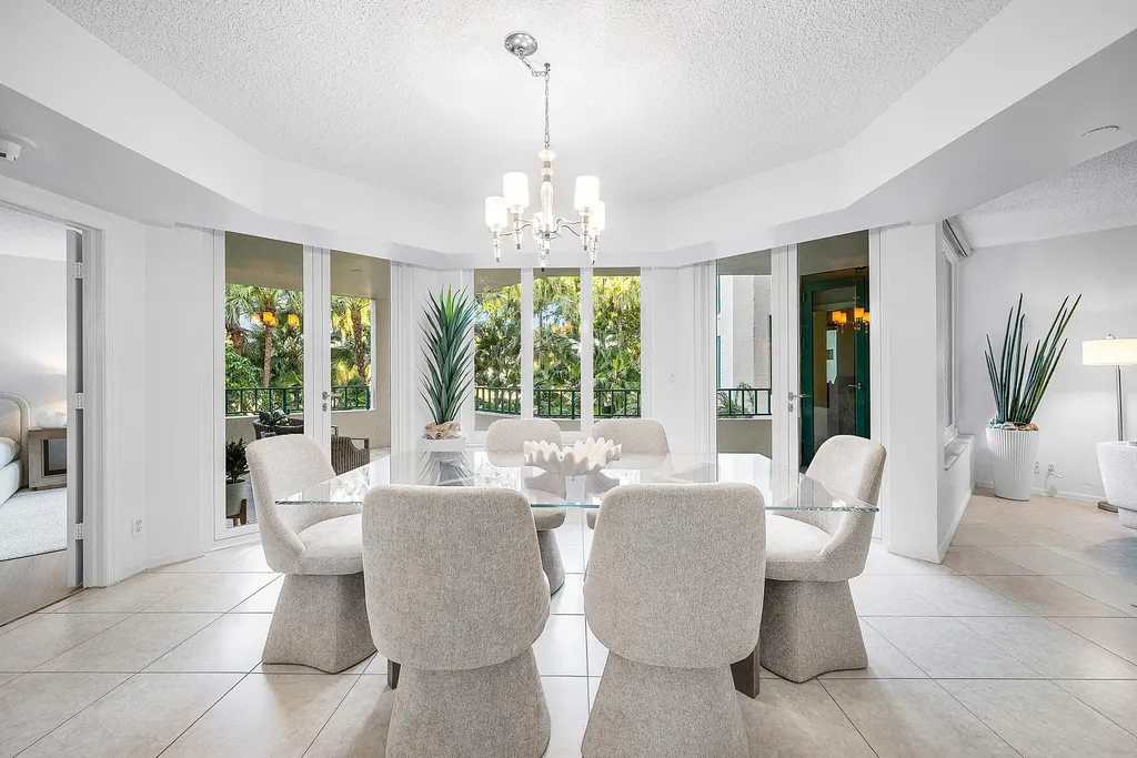 100 Se 5th Avenue Boca Raton FL 33432