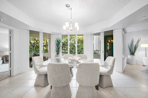 100 Se 5th Avenue Boca Raton FL 33432