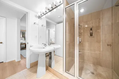 100 Se 5th Avenue Boca Raton FL 33432