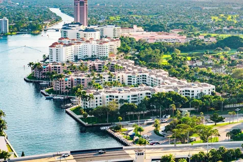 100 Se 5th Avenue Boca Raton FL 33432