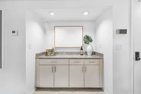 100 Se 5th Avenue Boca Raton FL 33432
