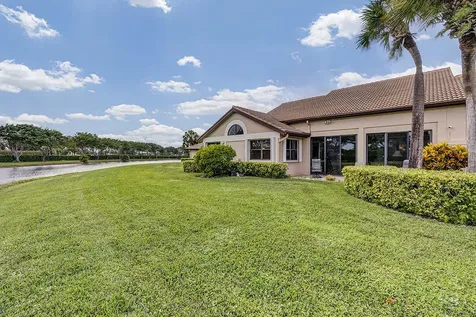 8142 Mimosa Place Boynton Beach FL 33472