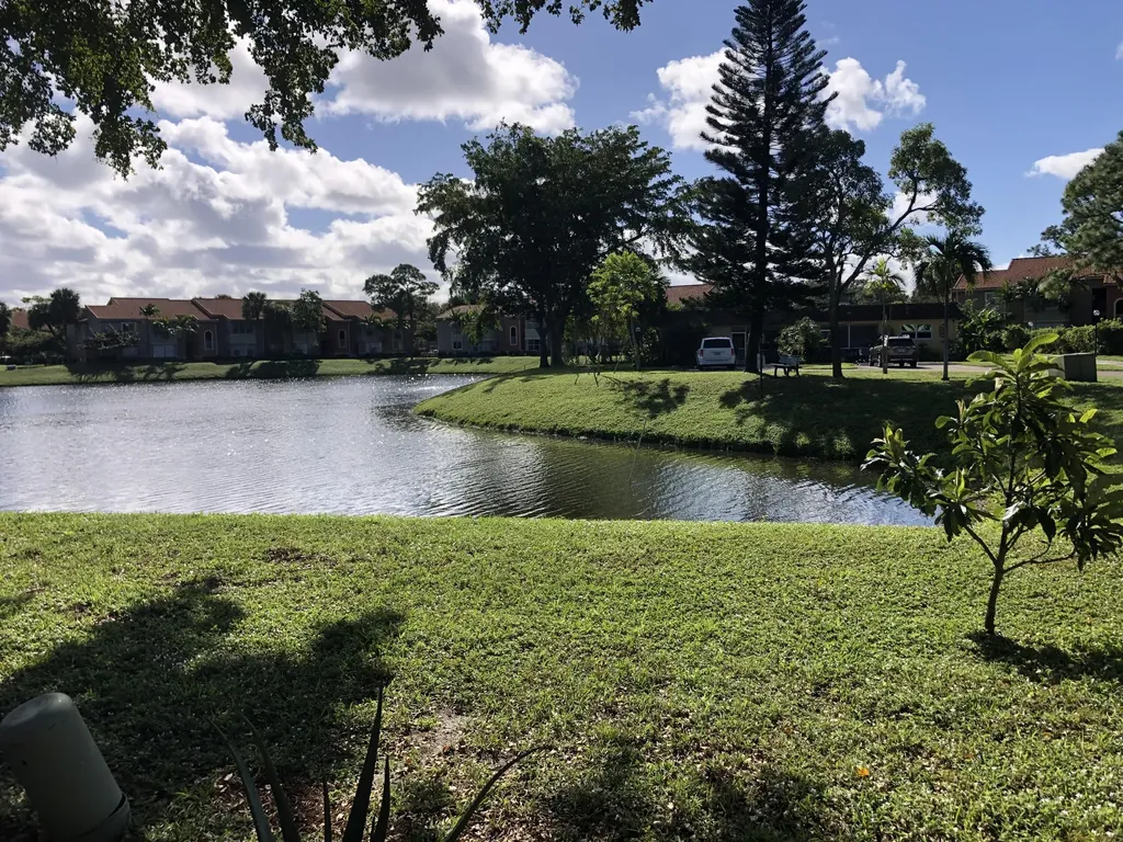 421 SW Natura Avenue Deerfield Beach FL 33441
