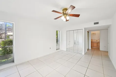 7 N Greenway Royal Palm Beach FL 33411