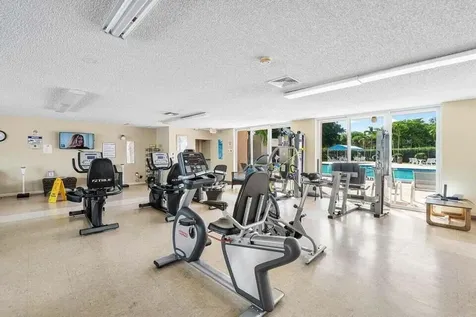 506 Davis Road Palm Springs FL 33461