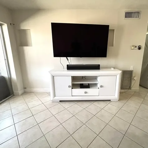 506 Davis Road Palm Springs FL 33461