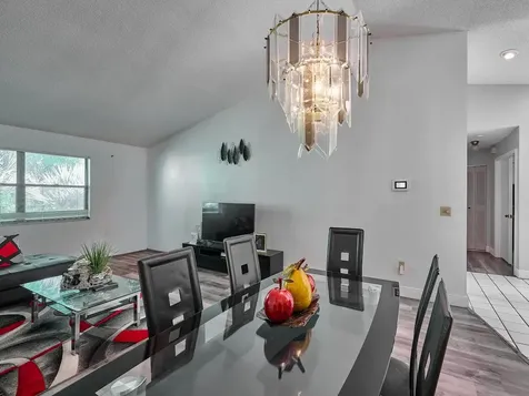 498 Iron Forge Court Court Royal Palm Beach FL 33411