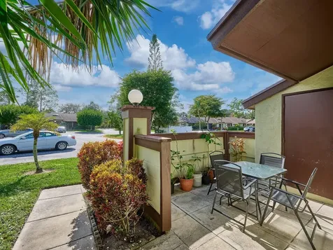 498 Iron Forge Court Court Royal Palm Beach FL 33411
