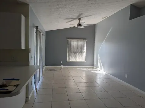 1122 SE Puritan Lane Port Saint Lucie FL 34983