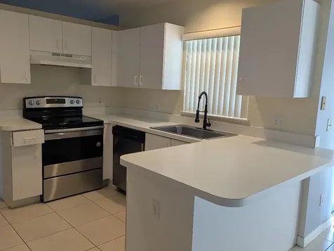 1122 SE Puritan Lane Port Saint Lucie FL 34983