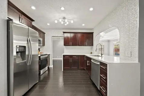 3670 Nw 78th Lane Coral Springs FL 33065