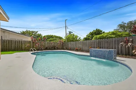 3670 Nw 78th Lane Coral Springs FL 33065