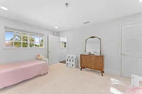 1100 Sw 21st Avenue Boca Raton FL 33486