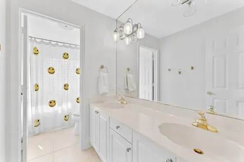 1100 Sw 21st Avenue Boca Raton FL 33486