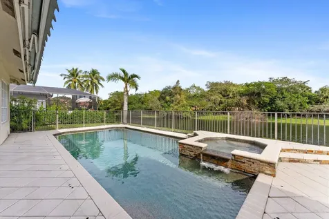 1100 Sw 21st Avenue Boca Raton FL 33486