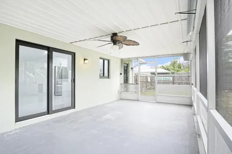 435 Ne Solida Circle Port Saint Lucie FL 34953