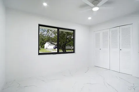 435 Ne Solida Circle Port Saint Lucie FL 34953