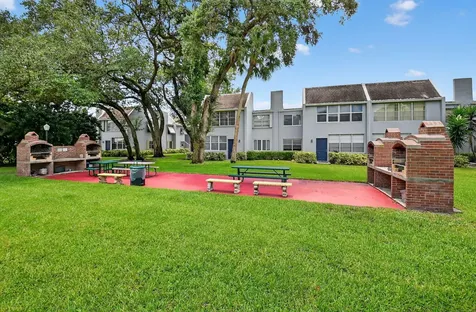 2340 Sw 22 Avenue Delray Beach FL 33445