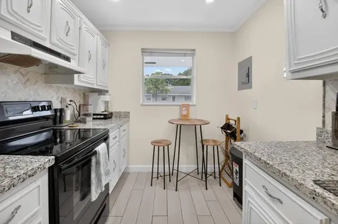 2340 Sw 22 Avenue Delray Beach FL 33445