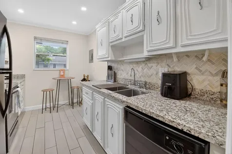 2340 Sw 22 Avenue Delray Beach FL 33445