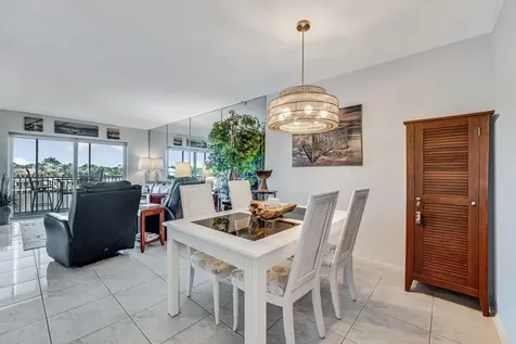 646 Snug Harbor Drive Boynton Beach FL 33435