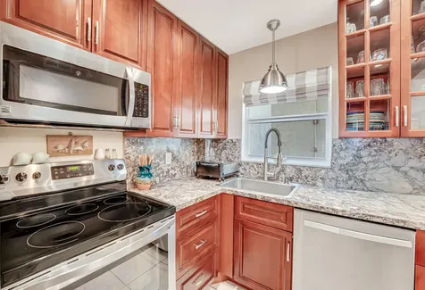 646 Snug Harbor Drive Boynton Beach FL 33435