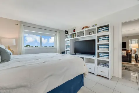 646 Snug Harbor Drive Boynton Beach FL 33435