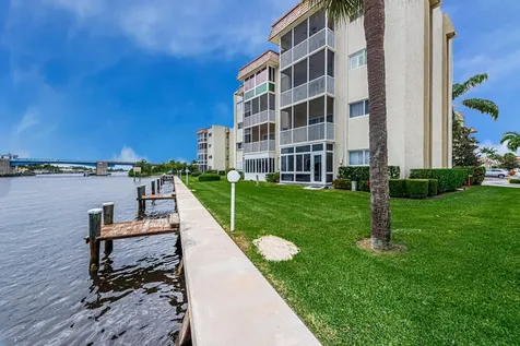 646 Snug Harbor Drive Boynton Beach FL 33435
