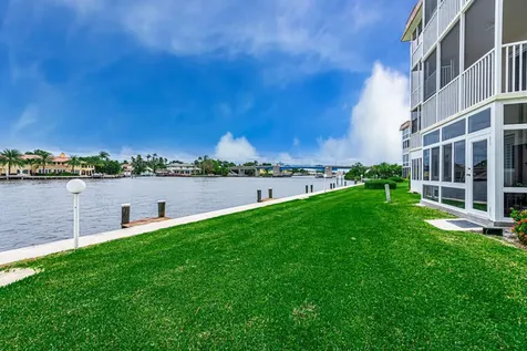 646 Snug Harbor Drive Boynton Beach FL 33435