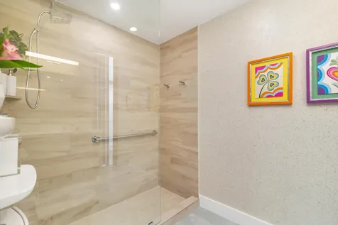 106 Inlet Way Palm Beach Shores FL 33404