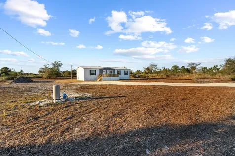 17026 Nw 300th Street Okeechobee FL 34972
