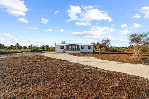 17026 Nw 300th Street Okeechobee FL 34972