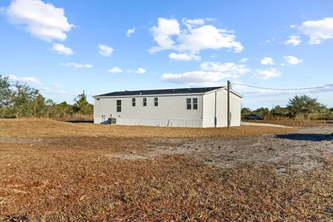 17026 Nw 300th Street Okeechobee FL 34972