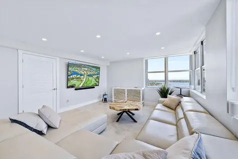 5200 N Ocean Drive Singer Island FL 33404