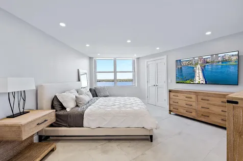 5200 N Ocean Drive Singer Island FL 33404