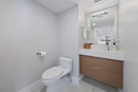 5200 N Ocean Drive Singer Island FL 33404
