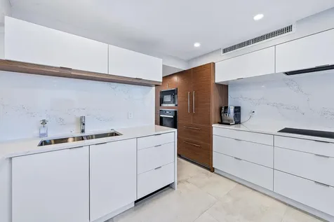 5200 N Ocean Drive Singer Island FL 33404