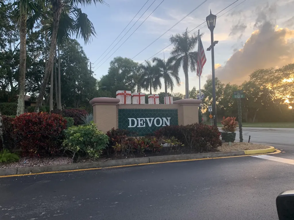7216 S Devon Drive Tamarac FL 33321