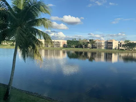 7216 S Devon Drive Tamarac FL 33321