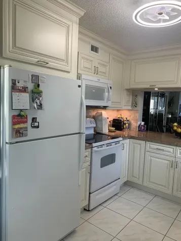 7216 S Devon Drive Tamarac FL 33321