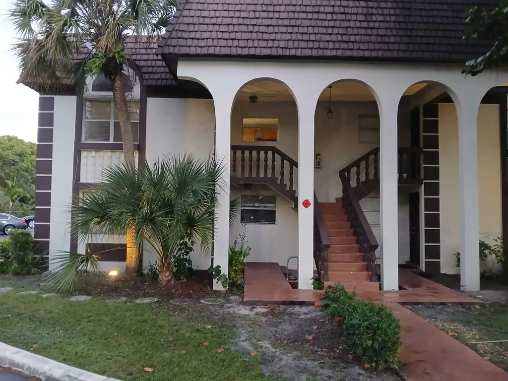 6185 Nw 57th Street Tamarac FL 33319