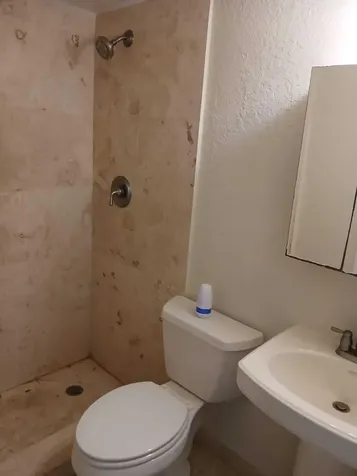 6185 Nw 57th Street Tamarac FL 33319