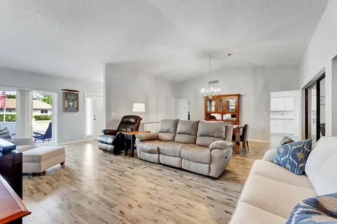 10306 Greentrail Drive Boynton Beach FL 33436
